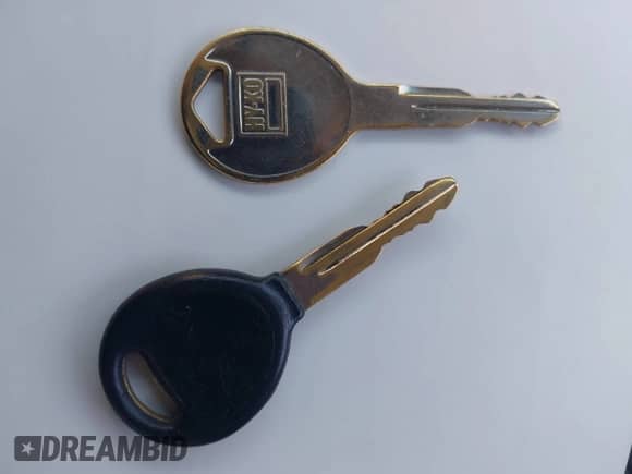 2003 Dodge 1500 ST z VIN 1D7HA18Z43S211399, wystawiony jako IAAI lot #42562199 z przebiegiem 185 284 mil mil oraz . Historia ofert i sprzedaży dostępna na DreamBid. Obrazek 11.