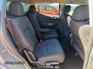 ✅ 2023 GMC Acadia SLE • VIN: 1GKKNKL41PZ236011 • Lot: 90425165. Wystawiony na Copart z przebiegiem 24 143 mil. Bezpłatny archiwum sprzedaży aukcyjnych z USA i szczegółowy raport historii pojazdu na DreamBid. Zdjęcie 10.