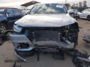 ✅ 2019 Audi Q7 Premium • VIN: WA1AAAF74KD010595 • Lot: 43543310. Wystawiony na IAAI z przebiegiem 121 295 mil. Bezpłatny archiwum sprzedaży aukcyjnych z USA i szczegółowy raport historii pojazdu na DreamBid. Zdjęcie 6.