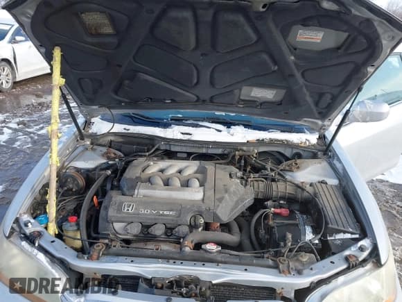 ✅ 2001 Honda Accord EX • VIN: 1HGCG22561A023776 • Lot: 43829990. Listed on IAAI with 175,418 mi. Free auction sales archive from the USA and detailed vehicle history report at DreamBid. Image 10.