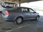 ✅ 2005 Volkswagen Jetta 2.5L • VIN: 3VWRG71K55M635034 • Лот: 61210235. Опубликован ранее на Copart с пробегом 206 470 миль. Бесплатный доступ к архиву аукционных продаж из США и подробный отчёт об истории автомобиля на DreamBid. Изображение 3.