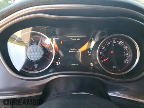 ✅ 2019 Dodge Challenger GT • VIN: 2C3CDZJG8KH508849 • Lot: 66935094. Wystawiony na Copart z przebiegiem 125 051 mil. Bezpłatny archiwum sprzedaży aukcyjnych z USA i szczegółowy raport historii pojazdu na DreamBid. Zdjęcie 9.