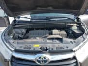 ✅ 2014 Toyota Highlander XLE • VIN: 5TDKKRFH9ES024094 • Lot: 42316722. Wystawiony na IAAI z przebiegiem 135 274 mil. Bezpłatny archiwum sprzedaży aukcyjnych z USA i szczegółowy raport historii pojazdu na DreamBid. Zdjęcie 10.