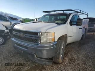 ✅ 2011 Chevrolet Silverado 2500HD • VIN: 1GB2KVCG6BZ267106 • Lot: 86861944. Wystawiony na Copart z przebiegiem Nie podano. Bezpłatny archiwum sprzedaży aukcyjnych z USA i szczegółowy raport historii pojazdu na DreamBid. Zdjęcie 1.