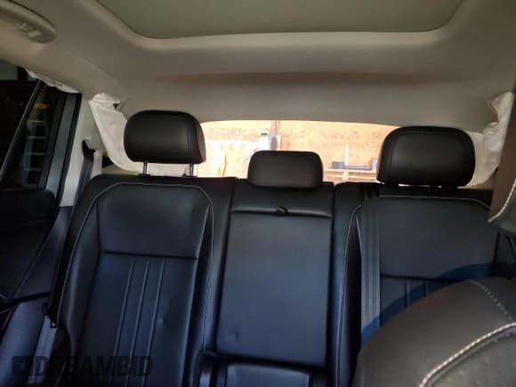 ✅ 2022 Volkswagen Tiguan SE • VIN: 3VV2B7AX4NM110594 • Lot: 82363525. Wystawiony na Copart z przebiegiem 46 230 mil. Bezpłatny archiwum sprzedaży aukcyjnych z USA i szczegółowy raport historii pojazdu na DreamBid. Zdjęcie 10.