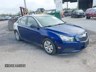 ✅ 2014 Chevrolet Cruze LS • VIN: 1G1PA5SG0E7190408 • Lot: 43389511. Wystawiony na IAAI z przebiegiem 158 021 mil. Bezpłatny archiwum sprzedaży aukcyjnych z USA i szczegółowy raport historii pojazdu na DreamBid. Zdjęcie 1.