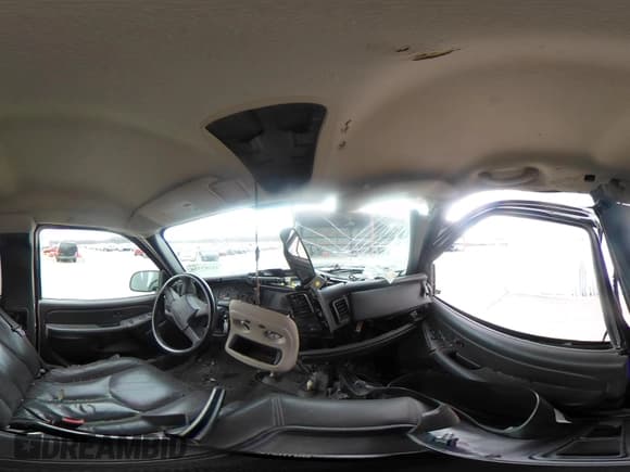 ✅ 2004 Chevrolet Silverado 1500 • VIN: 2GCEK19T041260637 • Lot: 41587738. Wystawiony na IAAI z przebiegiem 153 022 mil. Bezpłatny archiwum sprzedaży aukcyjnych z USA i szczegółowy raport historii pojazdu na DreamBid. Zdjęcie 18.