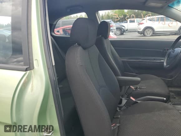 ✅ 2008 Hyundai Accent GS • VIN: KMHCN35C08U077129 • Лот: 56107605. Опубликован ранее на Copart с пробегом 118 841 миль. Бесплатный доступ к архиву аукционных продаж из США и подробный отчёт об истории автомобиля на DreamBid. Изображение 10.