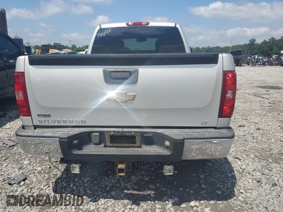 ✅ 2010 Chevrolet Silverado 1500 LT • VIN: 1GCSKSE36AZ134283 • Lot: 66485864. Listed on Copart with 249,489 mi. Free auction sales archive from the USA and detailed vehicle history report at DreamBid. Image 6.