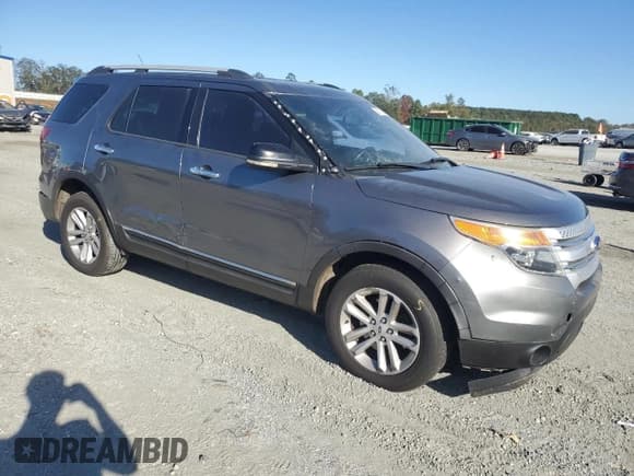 ✅ 2013 Ford Explorer XLT • VIN: 1FM5K8D8XDGA50752 • Лот: 86311565. Опубликован ранее на Copart с пробегом 193 649 миль. Бесплатный доступ к архиву аукционных продаж из США и подробный отчёт об истории автомобиля на DreamBid. Изображение 4.