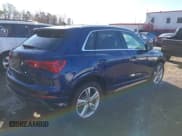 ✅ 2022 Audi Q3 S line Premium • VIN: WA1DECF36N1061709 • Lot: 40844186. Wystawiony na IAAI z przebiegiem 26 283 mil. Bezpłatny archiwum sprzedaży aukcyjnych z USA i szczegółowy raport historii pojazdu na DreamBid. Zdjęcie 4.