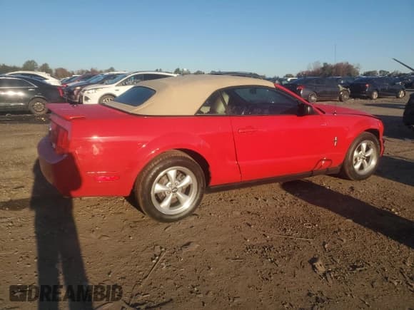✅ 2007 Ford Mustang Deluxe • VIN: 1ZVHT84N175251411 • Lot: 87271085. Listed on Copart with 82,989 mi. Free auction sales archive from the USA and detailed vehicle history report at DreamBid. Image 3.
