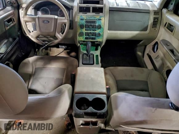 ✅ 2008 Ford Escape XLT • VIN: 1FMCU03168KB26462 • Lot: 94591555. Listed on Copart with Not provided. Free auction sales archive from the USA and detailed vehicle history report at DreamBid. Image 8.