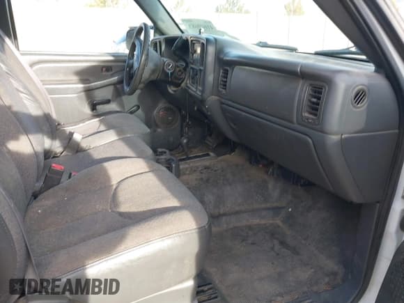 ✅ 2004 Chevrolet Silverado 2500HD • VIN: 1GBHK24UX4E257038 • Lot: 41609683. Listed on IAAI with 144,382 mi. Free auction sales archive from the USA and detailed vehicle history report at DreamBid. Image 5.
