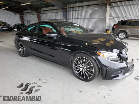 ✅ 2023 Mercedes-Benz C 300 • VIN: W1KWJ8DB8PG119827 • Lot: 80199025. Listed on Copart with 25,816 mi. Free auction sales archive from the USA and detailed vehicle history report at DreamBid. Image 4.