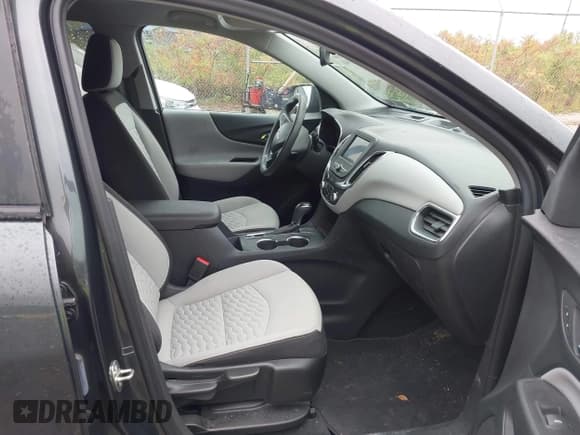 ✅ 2020 Chevrolet Equinox LS • VIN: 3GNAXHEV5LS567859 • Lot: 43386948. Listed on IAAI with 73,602 mi. Free auction sales archive from the USA and detailed vehicle history report at DreamBid. Image 5.