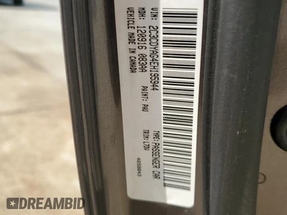 ✅ 2014 Dodge Challenger SXT • VIN: 2C3CDYAG4EH195944 • Lot: 70479384. Wystawiony na Copart z przebiegiem 178 902 mil. Bezpłatny archiwum sprzedaży aukcyjnych z USA i szczegółowy raport historii pojazdu na DreamBid. Zdjęcie 15.