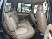 ✅ 2005 Ford Explorer Eddie Bauer • VIN: 1FMDU74EX5UA51442 • Lot: 67063695. Wystawiony na Copart z przebiegiem 207 428 mil. Bezpłatny archiwum sprzedaży aukcyjnych z USA i szczegółowy raport historii pojazdu na DreamBid. Zdjęcie 11.