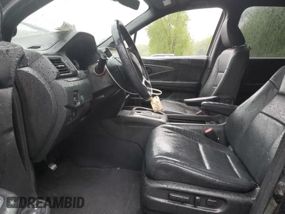 ✅ 2023 Honda Passport EX-L • VIN: 5FNYF8H55PB022183 • Lot: 57305445. Listed on Copart with 31,296 mi. Free auction sales archive from the USA and detailed vehicle history report at DreamBid. Image 7.