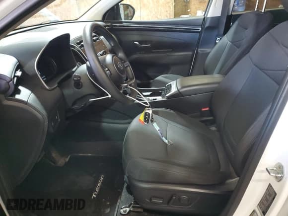 ✅ 2022 Hyundai Tucson SEL • VIN: 5NMJBCAE8NH070539 • Lot: 85880915. Listed on Copart with 59,254 mi. Free auction sales archive from the USA and detailed vehicle history report at DreamBid. Image 7.