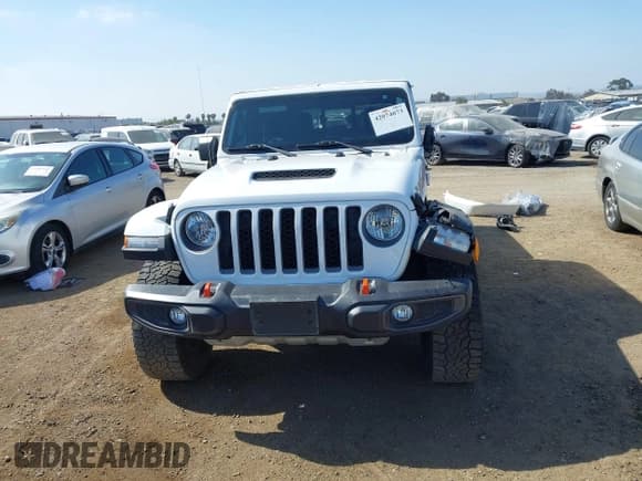 ✅ 2023 Jeep Gladiator Mojave • VIN: 1C6JJTEG7PL536582 • Lot: 42074073. Wystawiony na IAAI z przebiegiem 34 262 mil. Bezpłatny archiwum sprzedaży aukcyjnych z USA i szczegółowy raport historii pojazdu na DreamBid. Zdjęcie 13.