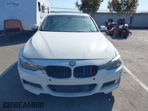 ✅ 2015 BMW 3 Series 328i • VIN: WBA3A5C56FF607859 • Lot: 43412756. Listed on IAAI with 177,983 mi. Free auction sales archive from the USA and detailed vehicle history report at DreamBid. Image 12.