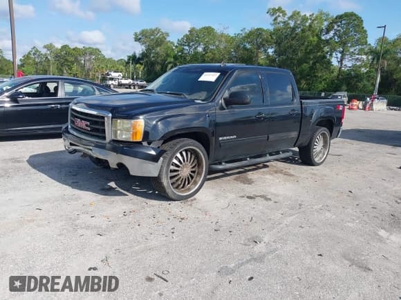 ✅ 2011 GMC Sierra 1500 SLT • VIN: 3GTP2WE37BG123629 • Лот: 42327267. Опубликован ранее на IAAI с пробегом Не указан. Бесплатный доступ к архиву аукционных продаж из США и подробный отчёт об истории автомобиля на DreamBid. Изображение 2.