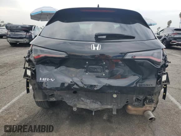 ✅ 2024 Honda HR-V Sport • VIN: 3CZRZ1H56RM736867 • Lot: 92384065. Listed on Copart with 20,238 mi. Free auction sales archive from the USA and detailed vehicle history report at DreamBid. Image 6.