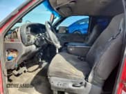 ✅ 2000 Dodge 2500 • VIN: 3B7KF2360YG142181 • Lot: 71487455. Wystawiony na Copart z przebiegiem Nie podano. Bezpłatny archiwum sprzedaży aukcyjnych z USA i szczegółowy raport historii pojazdu na DreamBid. Zdjęcie 7.