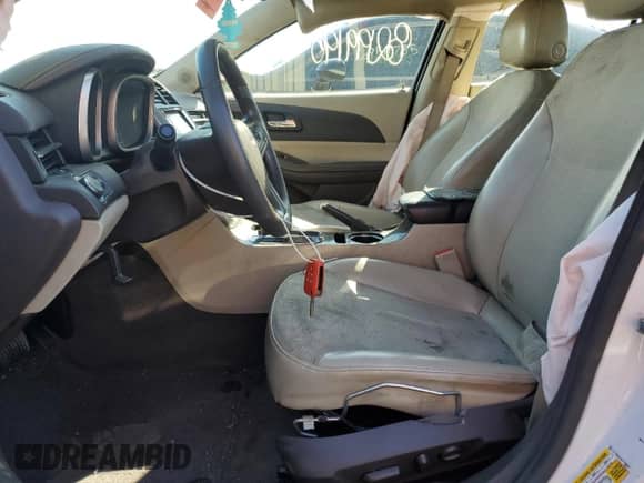 2016 Chevrolet Malibu LT with VIN 1G11C5SA3GF130594, listed as a Copart auction lot 82199195 with 86,855 mi miles and Salvage title. Bid and sale history available at DreamBid. Image 7.