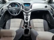 ✅ 2016 Chevrolet Cruze LS • VIN: 1G1PB5SH8G7200093 • Lot: 55232325. Listed on Copart with 133,495 mi. Free auction sales archive from the USA and detailed vehicle history report at DreamBid. Image 8.