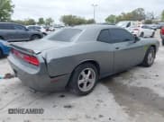 ✅ 2012 Dodge Challenger SXT • VIN: 2C3CDYAG1CH281192 • Lot: 41756669. Wystawiony na IAAI z przebiegiem 168 512 mil. Bezpłatny archiwum sprzedaży aukcyjnych z USA i szczegółowy raport historii pojazdu na DreamBid. Zdjęcie 4.