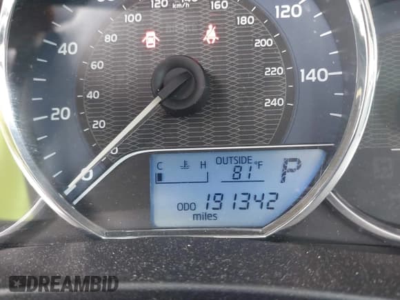 ✅ 2015 Toyota Corolla LE Eco • VIN: 5YFBPRHE7FP275131 • Lot: 42996067. Wystawiony na IAAI z przebiegiem 191 342 mil. Bezpłatny archiwum sprzedaży aukcyjnych z USA i szczegółowy raport historii pojazdu na DreamBid. Zdjęcie 15.