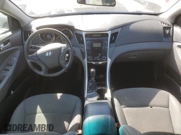 ✅ 2011 Hyundai Sonata GLS • VIN: 5NPEB4AC0BH290780 • Lot: 70457254. Wystawiony na Copart z przebiegiem Nie podano. Bezpłatny archiwum sprzedaży aukcyjnych z USA i szczegółowy raport historii pojazdu na DreamBid. Zdjęcie 8.