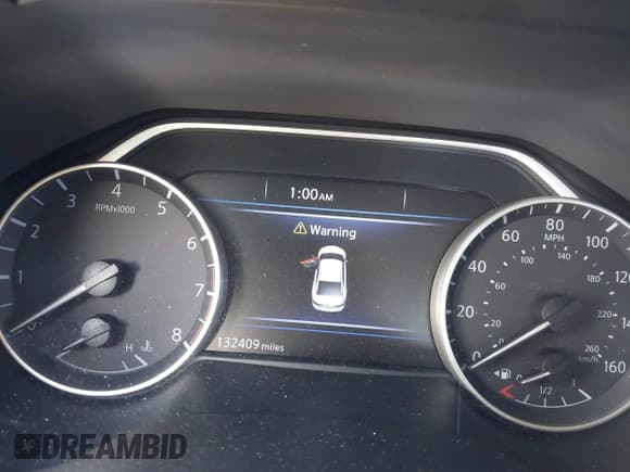 ✅ 2017 Nissan Maxima S • VIN: 1N4AA6AP7HC451412 • Lot: 43825866. Listed on IAAI with 132,409 mi. Free auction sales archive from the USA and detailed vehicle history report at DreamBid. Image 7.