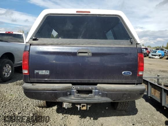 ✅ 2000 Ford F-350 XL • VIN: 1FTSW31F6YEB45179 • Lot: 85349295. Listed on Copart with 72,306 mi. Free auction sales archive from the USA and detailed vehicle history report at DreamBid. Image 6.