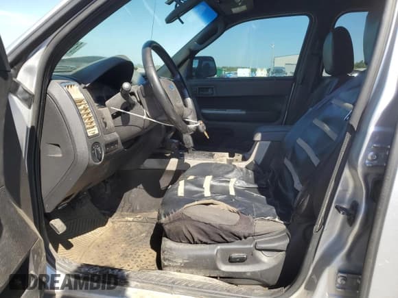 ✅ 2009 Ford Escape XLT • VIN: 1FMCU03GX9KB88307 • Лот: 81859295. Опубликован ранее на Copart с пробегом 181 334 миль. Бесплатный доступ к архиву аукционных продаж из США и подробный отчёт об истории автомобиля на DreamBid. Изображение 7.