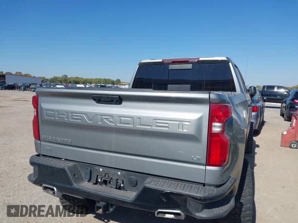 ✅ 2024 Chevrolet Silverado 1500 LT Trail Boss • VIN: 3GCUDFED2RG297186 • Lot: 43601207. Wystawiony na IAAI z przebiegiem 36 274 mil. Bezpłatny archiwum sprzedaży aukcyjnych z USA i szczegółowy raport historii pojazdu na DreamBid. Zdjęcie 16.
