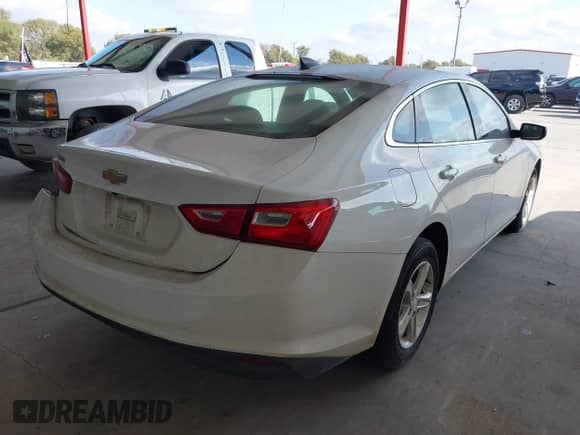 2023 Chevrolet Malibu LS z VIN 1G1ZC5ST6PF225865, wystawiony jako IAAI lot #43444852 z przebiegiem 31 381 mil mil oraz . Historia ofert i sprzedaży dostępna na DreamBid. Obrazek 4.