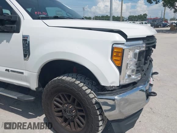 ✅ 2017 Ford F-250 Lariat • VIN: 1FT7W2BT4HEB26859 • Лот: 42387817. Опубликован ранее на IAAI с пробегом 160 614 миль. Бесплатный доступ к архиву аукционных продаж из США и подробный отчёт об истории автомобиля на DreamBid. Изображение 17.