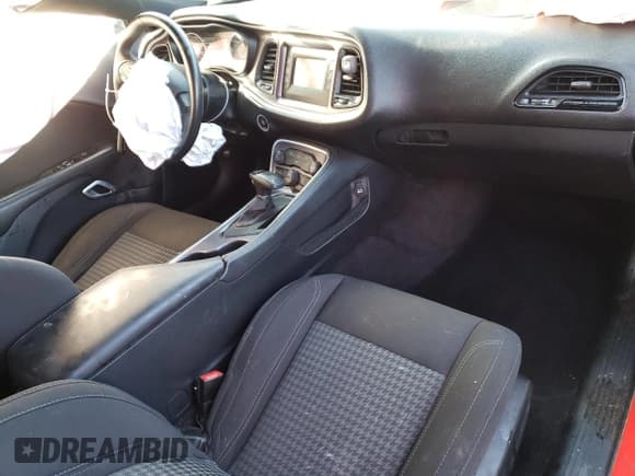 ✅ 2016 Dodge Challenger SXT Plus • VIN: 2C3CDZAG5GH280204 • Lot: 76968593. Wystawiony na Copart z przebiegiem 102 138 mil. Bezpłatny archiwum sprzedaży aukcyjnych z USA i szczegółowy raport historii pojazdu na DreamBid. Zdjęcie 8.