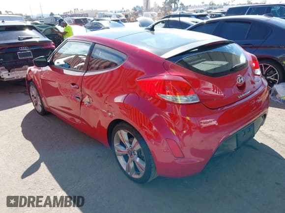 ✅ 2013 Hyundai Veloster w/Black Int • VIN: KMHTC6AD1DU118187 • Лот: 43417935. Опубликован ранее на IAAI с пробегом 125 169 миль. Бесплатный доступ к архиву аукционных продаж из США и подробный отчёт об истории автомобиля на DreamBid. Изображение 3.