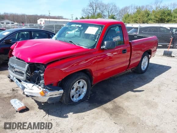 2004 Chevrolet Silverado 1500 z VIN 1GCEC14X34Z338245, wystawiony jako IAAI lot #42038672 z przebiegiem Nie podano mil oraz . Historia ofert i sprzedaży dostępna na DreamBid. Obrazek 2.