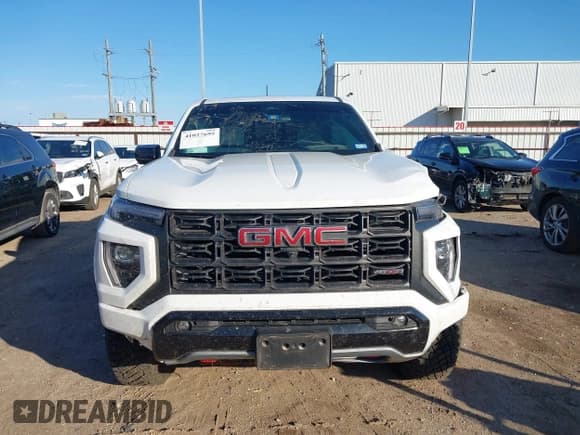 ✅ 2023 GMC Canyon 4WD AT4X • VIN: 1GTP6EEK4P1199532 • Лот: 41027695. Опубликован ранее на IAAI с пробегом Не указан. Бесплатный доступ к архиву аукционных продаж из США и подробный отчёт об истории автомобиля на DreamBid. Изображение 11.