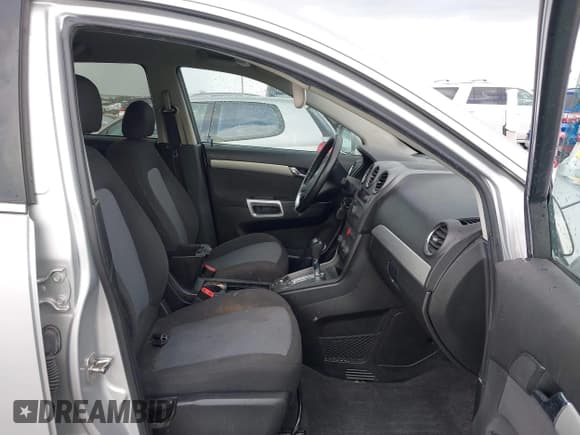 ✅ 2012 Chevrolet Captiva Sport LS • VIN: 3GNAL2EK9CS549542 • Lot: 42899692. Wystawiony na IAAI z przebiegiem 140 099 mil. Bezpłatny archiwum sprzedaży aukcyjnych z USA i szczegółowy raport historii pojazdu na DreamBid. Zdjęcie 5.