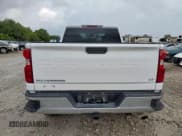 ✅ 2022 Chevrolet Silverado 2500HD LT • VIN: 1GC2YNE71NF148523 • Лот: 70276165. Опубликован ранее на Copart с пробегом Не указан. Бесплатный доступ к архиву аукционных продаж из США и подробный отчёт об истории автомобиля на DreamBid. Изображение 6.