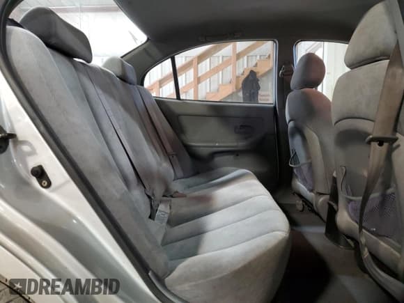 ✅ 2004 Hyundai Elantra GLS • VIN: KMHDN46D04U854145 • Lot: 41595095. Wystawiony na Copart z przebiegiem 121 680 mil. Bezpłatny archiwum sprzedaży aukcyjnych z USA i szczegółowy raport historii pojazdu na DreamBid. Zdjęcie 10.