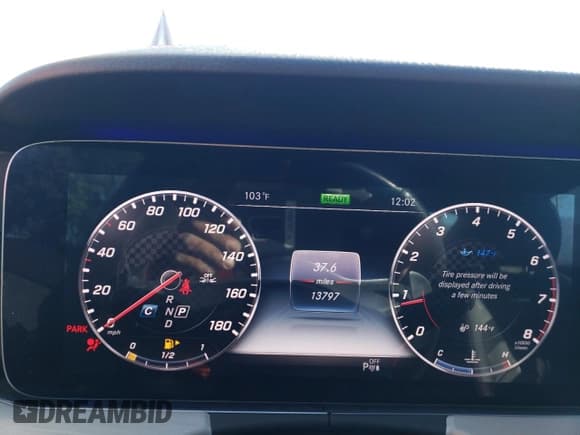 ✅ 2019 Mercedes-Benz CLS 53 S AMG • VIN: WDD2J6BB2KA045855 • Lot: 71137243. Wystawiony na Copart z przebiegiem 13 797 mil. Bezpłatny archiwum sprzedaży aukcyjnych z USA i szczegółowy raport historii pojazdu na DreamBid. Zdjęcie 9.