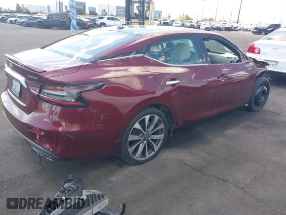 ✅ 2020 Nissan Maxima Platinum • VIN: 1N4AA6FV6LC383202 • Lot: 41938103. Wystawiony na IAAI z przebiegiem 25 769 mil. Bezpłatny archiwum sprzedaży aukcyjnych z USA i szczegółowy raport historii pojazdu na DreamBid. Zdjęcie 4.
