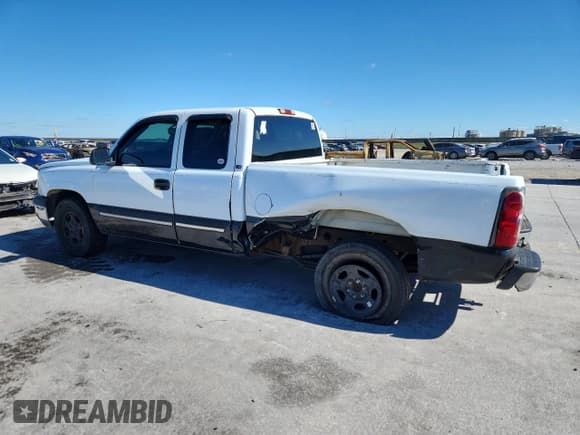✅ 2004 Chevrolet Silverado 1500 • VIN: 1GCEC19T04Z217727 • Lot: 90862825. Wystawiony na Copart z przebiegiem 277 303 mil. Bezpłatny archiwum sprzedaży aukcyjnych z USA i szczegółowy raport historii pojazdu na DreamBid. Zdjęcie 2.